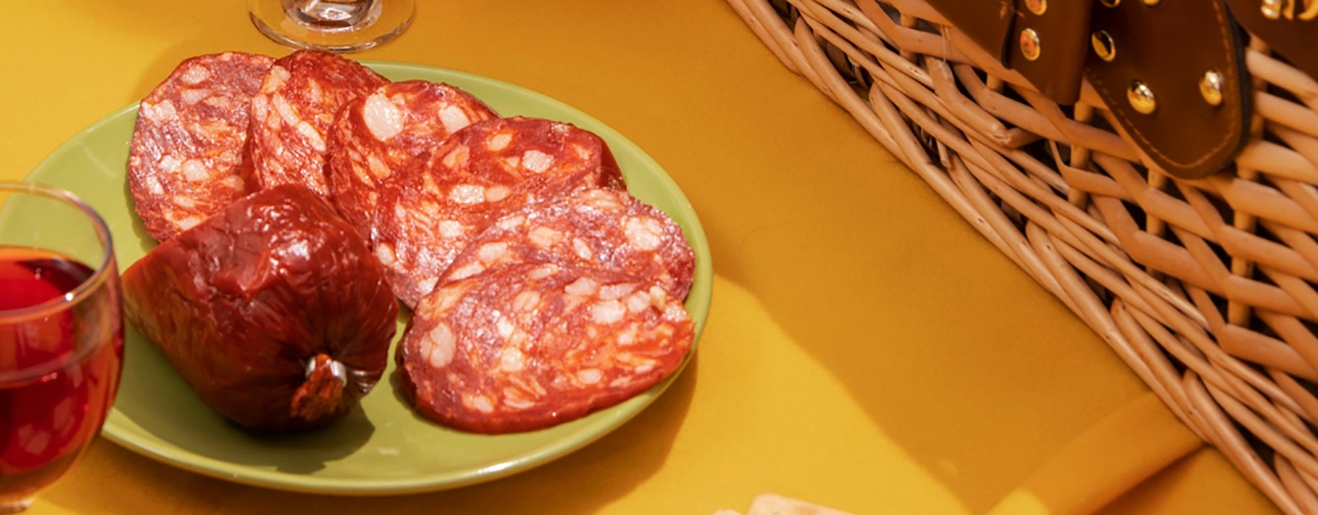 Cestas de regalo: un clásico que nunca pasa de modal en el mundo gourmet Cestas de regalo: un clásico que nunca pasa de modal en el mundo gourmet